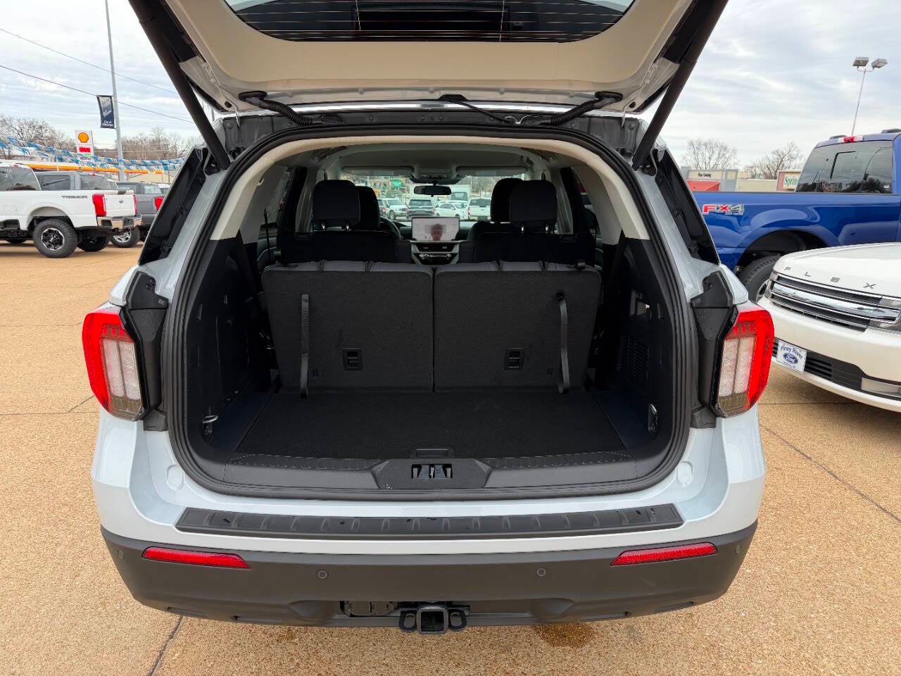 2026 Ford Explorer Active AWD 4dr SUV