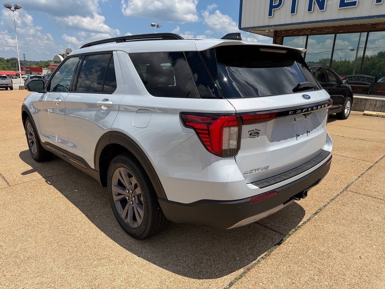 2026 Ford Explorer Active AWD 4dr SUV