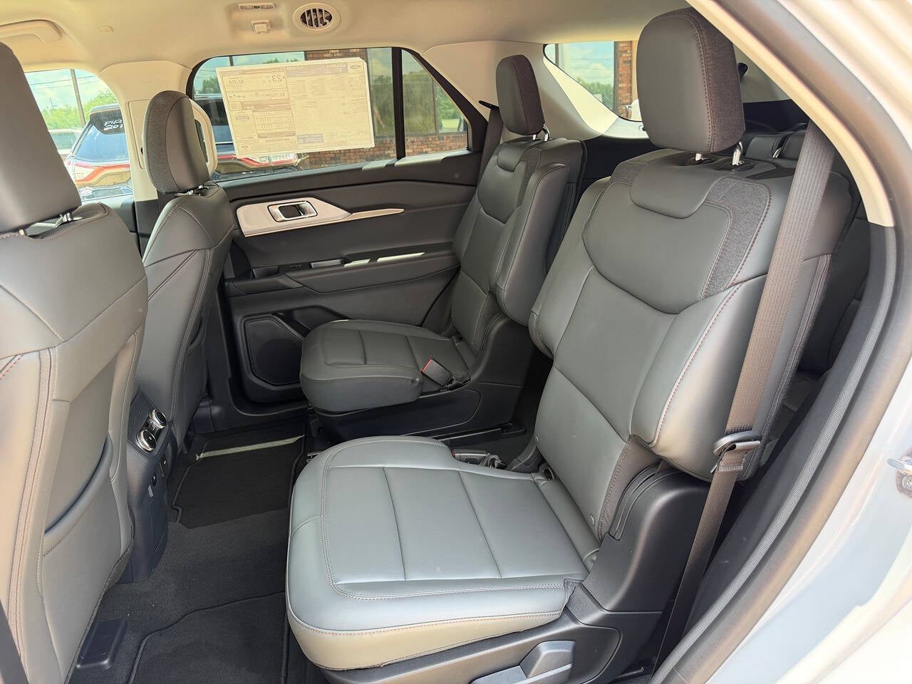 2026 Ford Explorer Active AWD 4dr SUV
