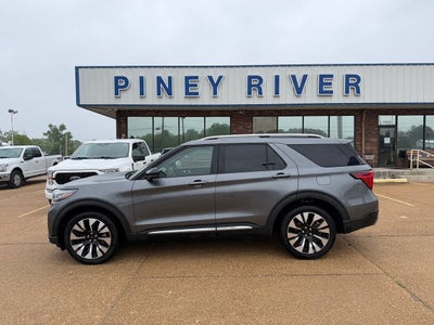 2025 Ford Explorer Platinum AWD 4dr SUV