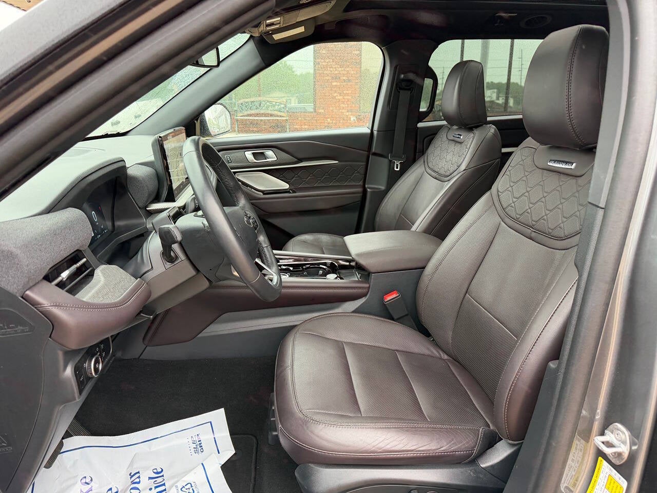 2025 Ford Explorer Platinum AWD 4dr SUV