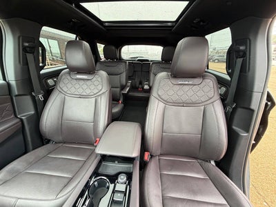2025 Ford Explorer Platinum AWD 4dr SUV