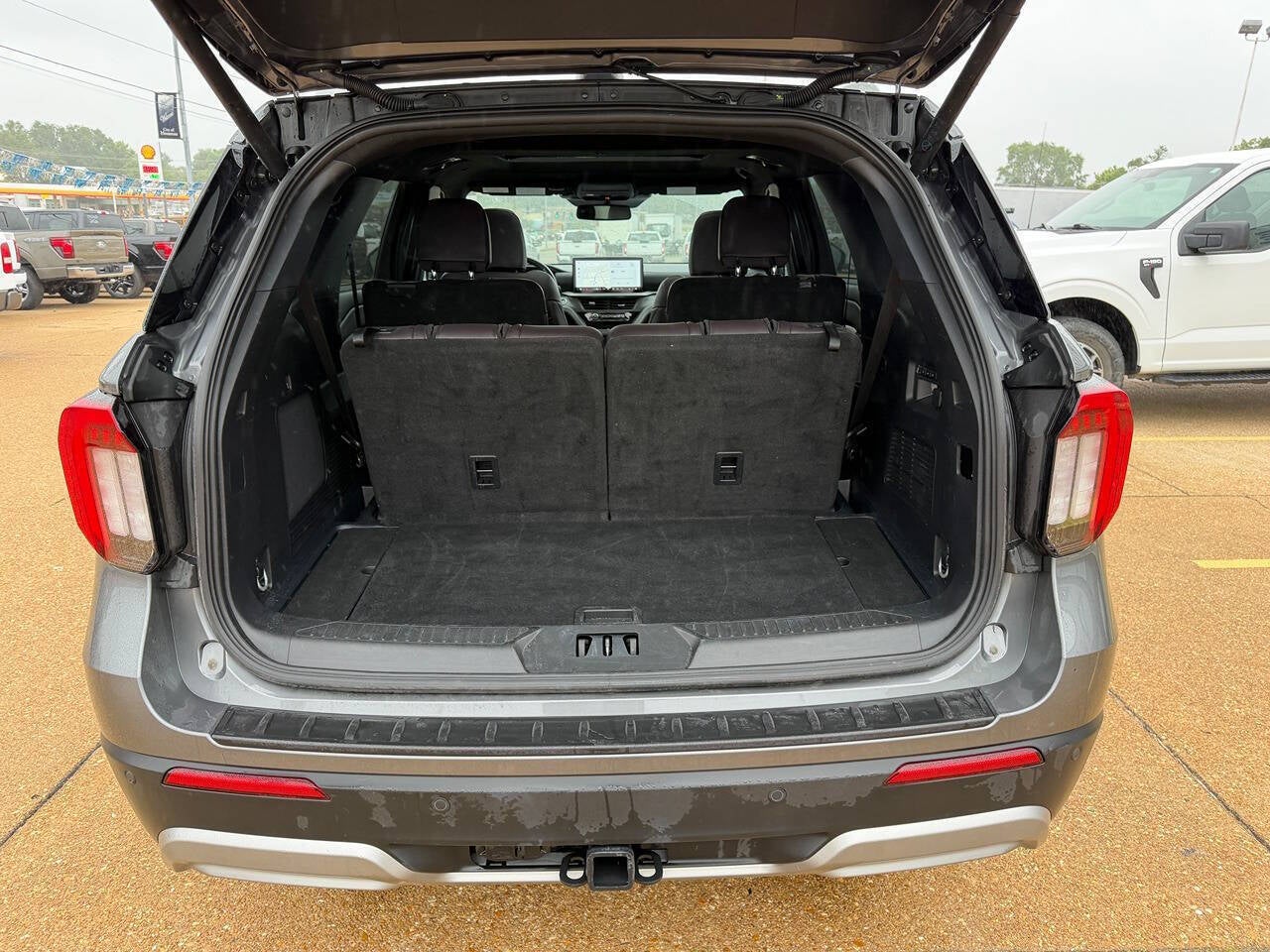 2025 Ford Explorer Platinum AWD 4dr SUV