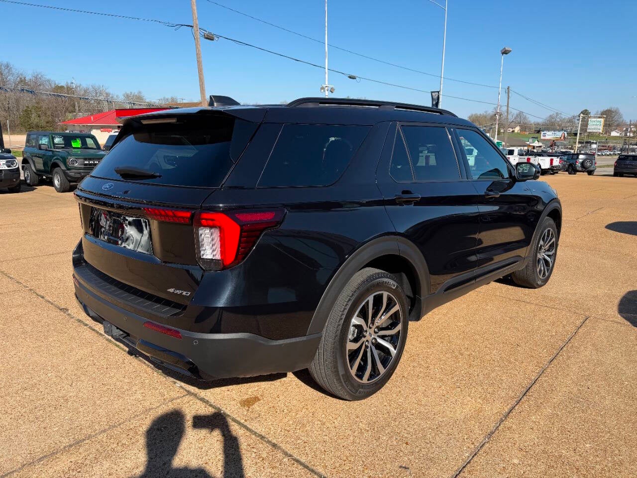 2025 Ford Explorer ST Line AWD 4dr SUV