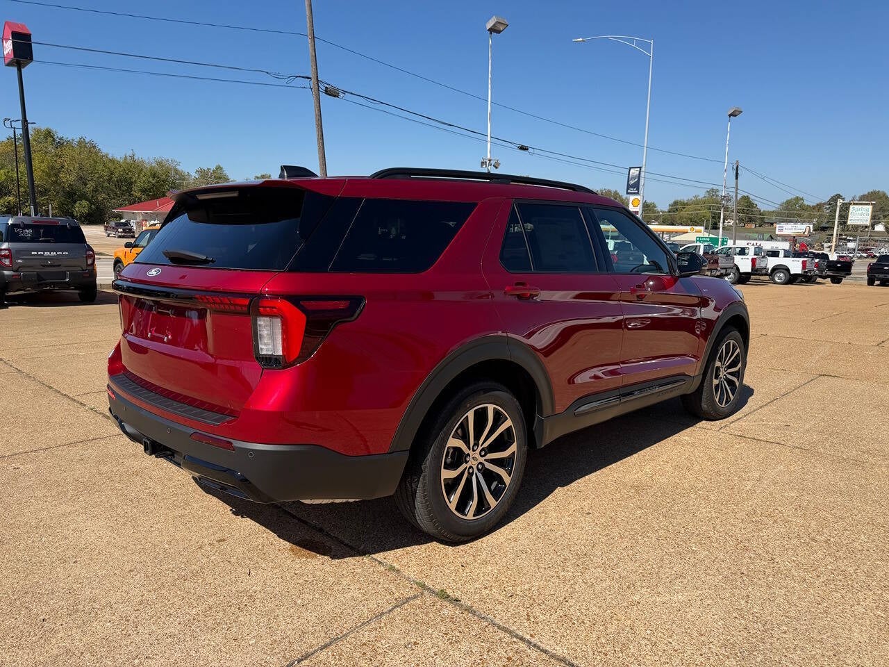2027 Ford Explorer ST Line AWD 4dr SUV