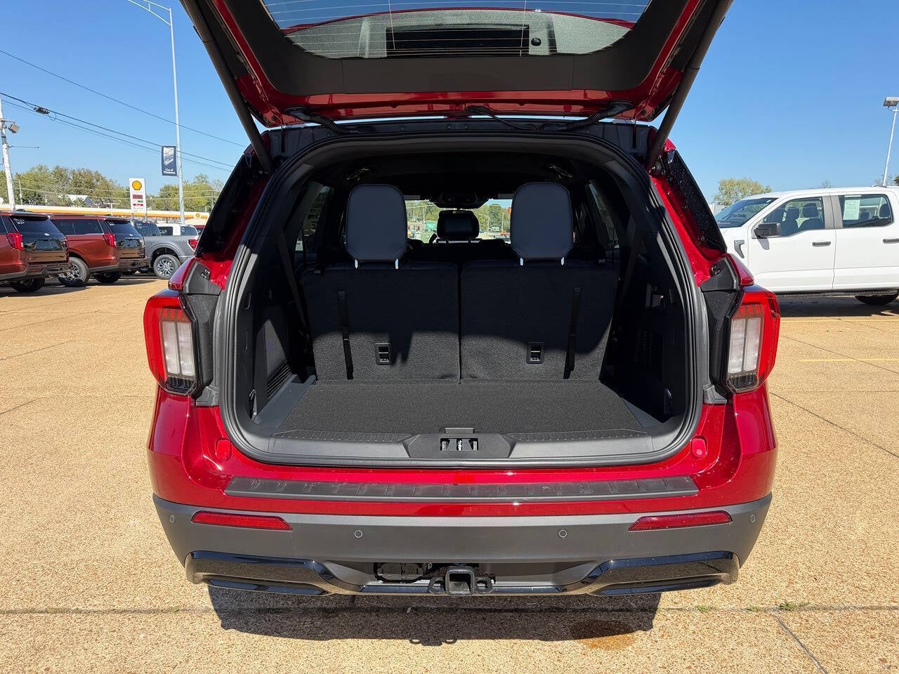 2027 Ford Explorer ST Line AWD 4dr SUV