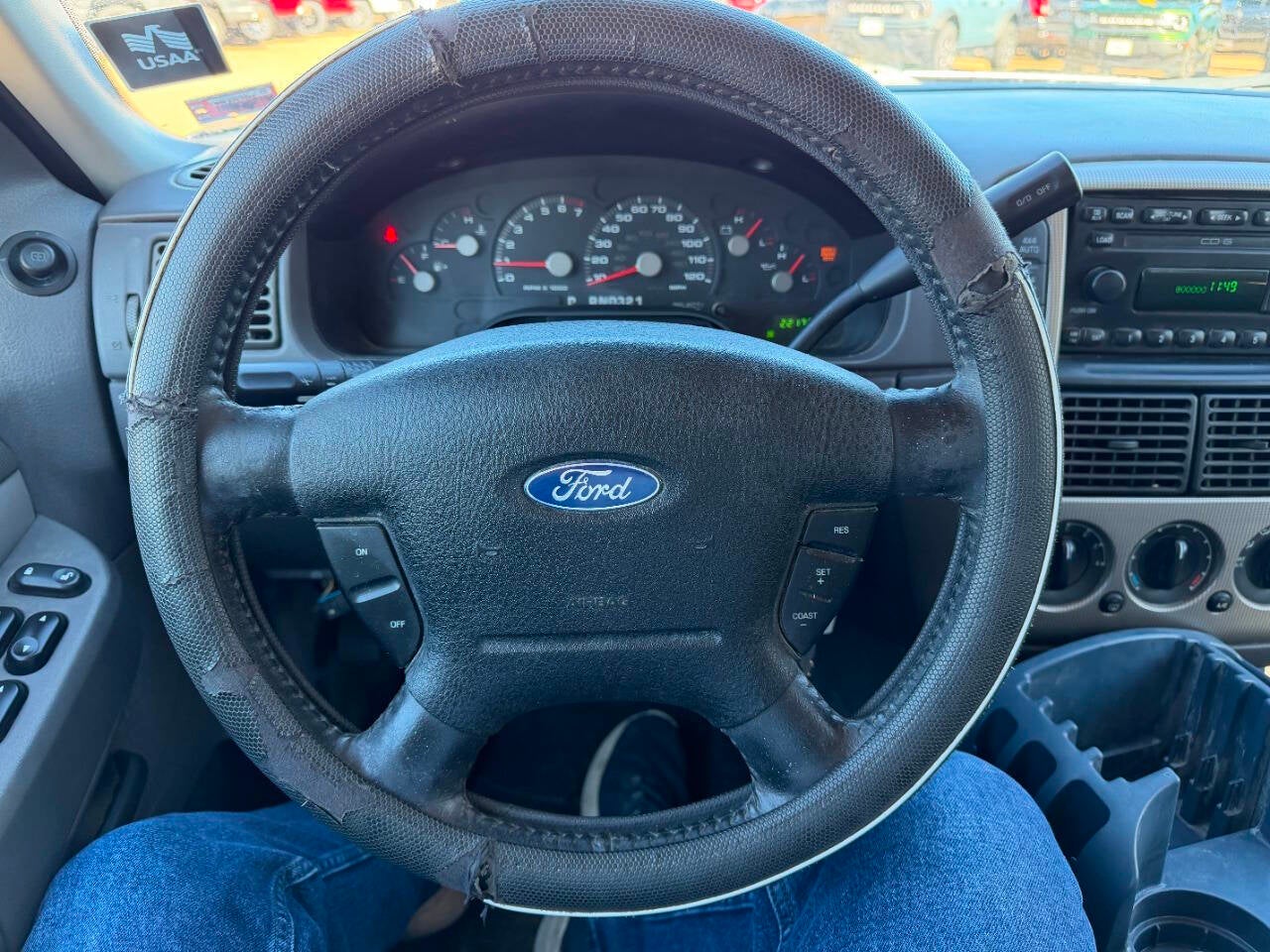 2004 Ford Explorer XLT 4dr 4WD SUV