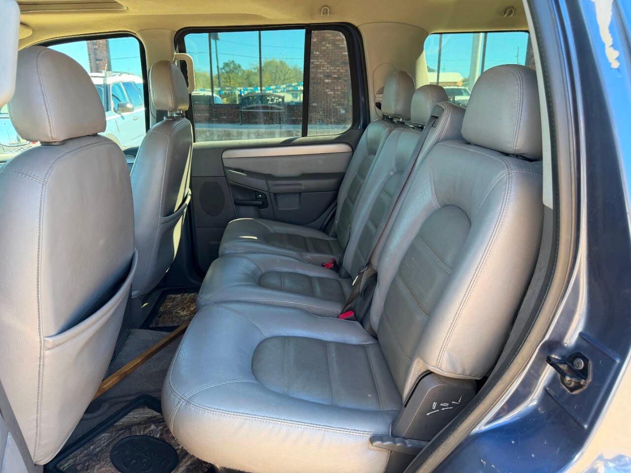 2004 Ford Explorer XLT 4dr 4WD SUV