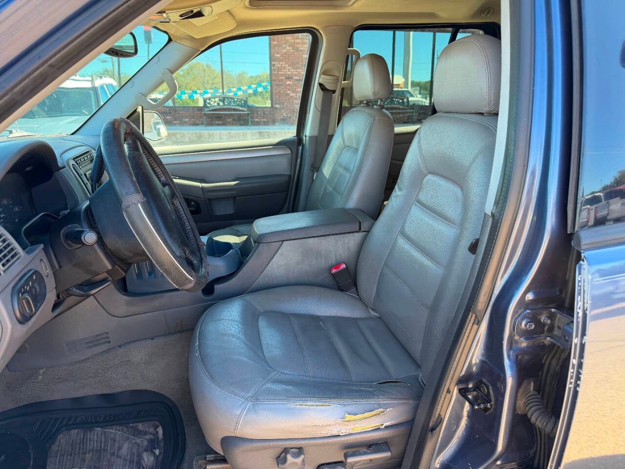 2004 Ford Explorer XLT 4dr 4WD SUV