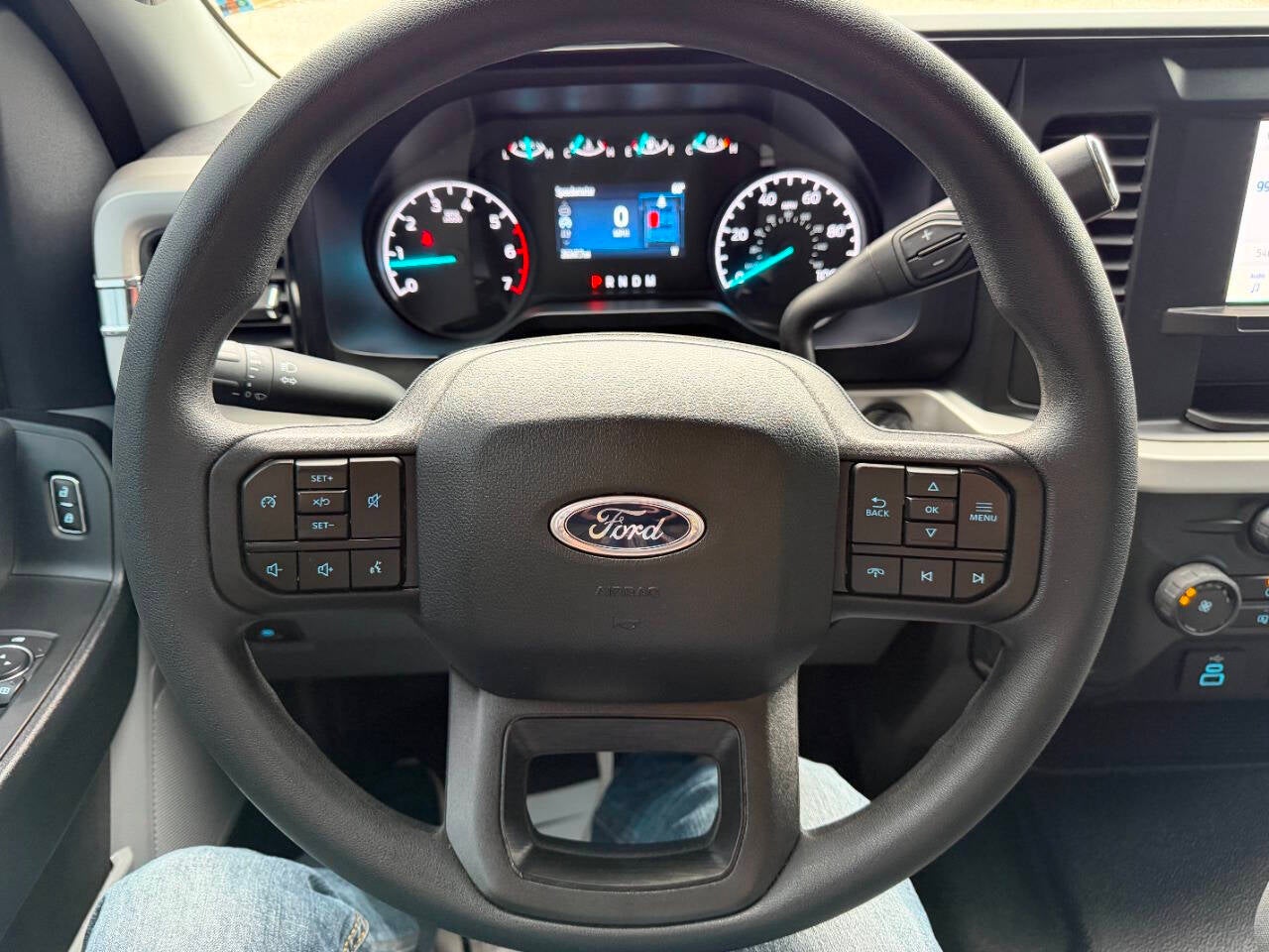 2025 Ford F-250 Super Duty XL 4x4 4dr Crew Cab 6.8 ft. SB Pickup