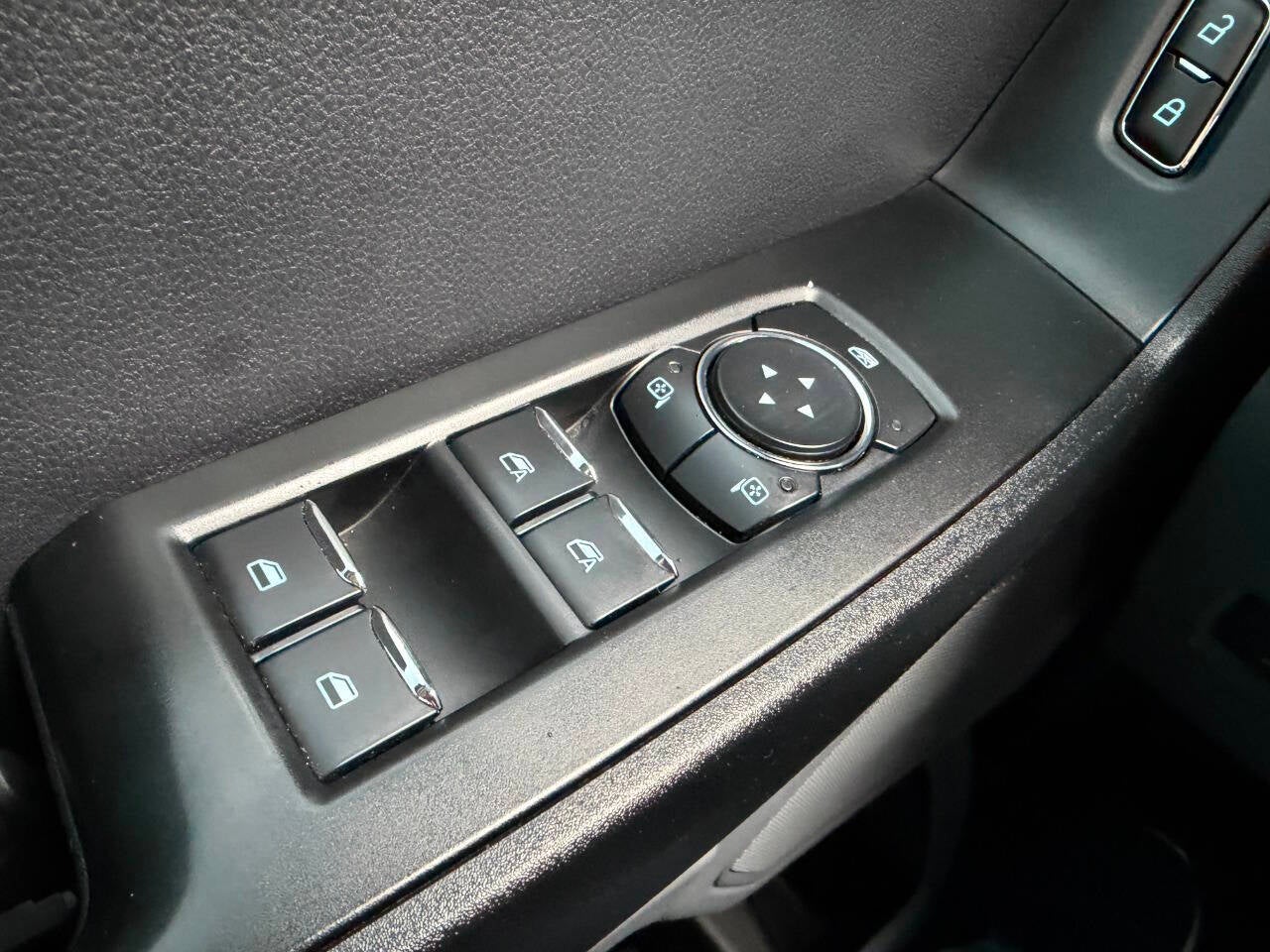 2025 Ford F-250 Super Duty XL 4x4 4dr Crew Cab 6.8 ft. SB Pickup