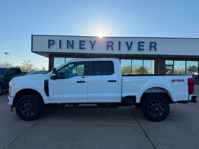 2026 Ford F-250 Super Duty XL 4x4 4dr Crew Cab 6.8 ft. SB Pickup