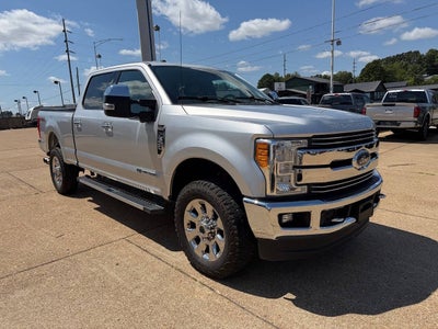 2017 Ford F-250 Super Duty Lariat 4x4 4dr Crew Cab 6.8 ft. SB Pickup