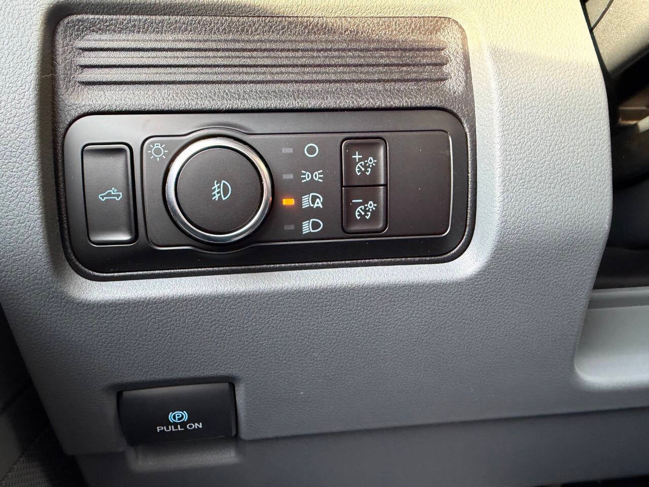 2026 Ford F-250 Super Duty XL 4x4 4dr Crew Cab 6.8 ft. SB Pickup