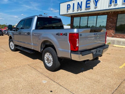2022 Ford F-250 Super Duty XLT 4x4 4dr Crew Cab 6.8 ft. SB Pickup