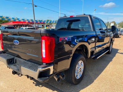 2025 Ford F-250 Super Duty XLT 4x4 4dr Crew Cab 6.8 ft. SB Pickup