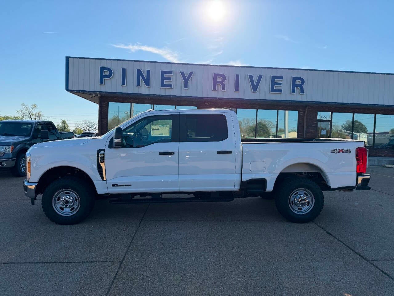2026 Ford F-250 Super Duty XL 4x4 4dr Crew Cab 6.8 ft. SB Pickup