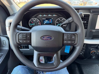 2027 Ford F-350 Super Duty XL 4x4 4dr Crew Cab 8 ft. LB SRW Pickup