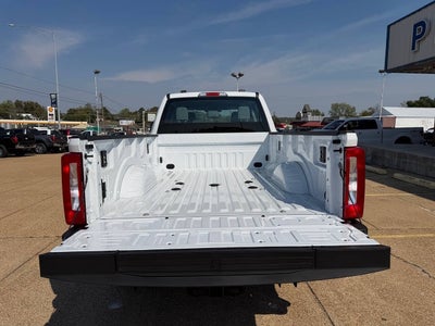 2027 Ford F-350 Super Duty XL 4x4 4dr Crew Cab 8 ft. LB SRW Pickup