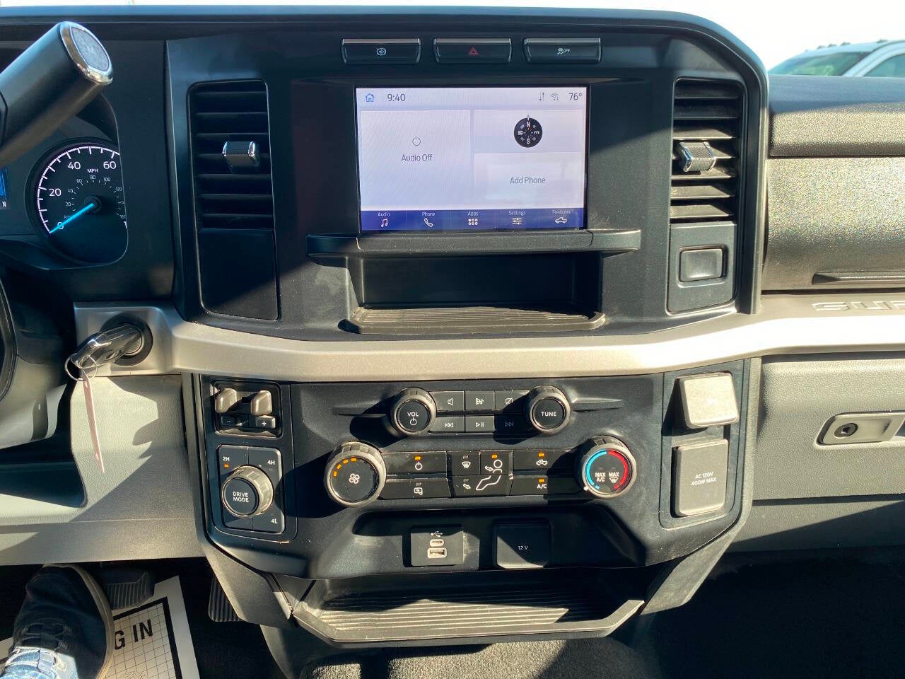 2024 Ford F-350 Super Duty XLT 4x4 4dr Crew Cab 8 ft. LB DRW Pickup