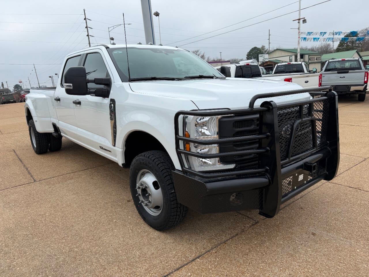 2024 Ford F-350 Super Duty XL 4x4 4dr Crew Cab 8 ft. LB DRW Pickup