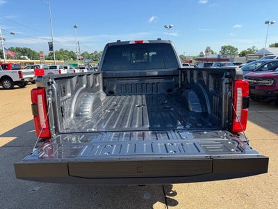 2026 Ford F-350 Super Duty Lariat 4x4 4dr Crew Cab 8 ft. LB DRW Pickup