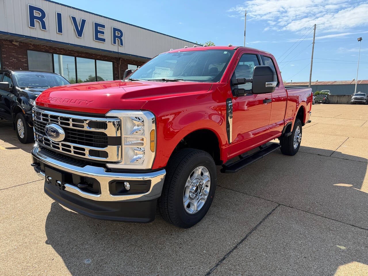 2026 Ford F-350 Super Duty XLT 4x4 4dr SuperCab 6.8 ft. SB SRW Pickup