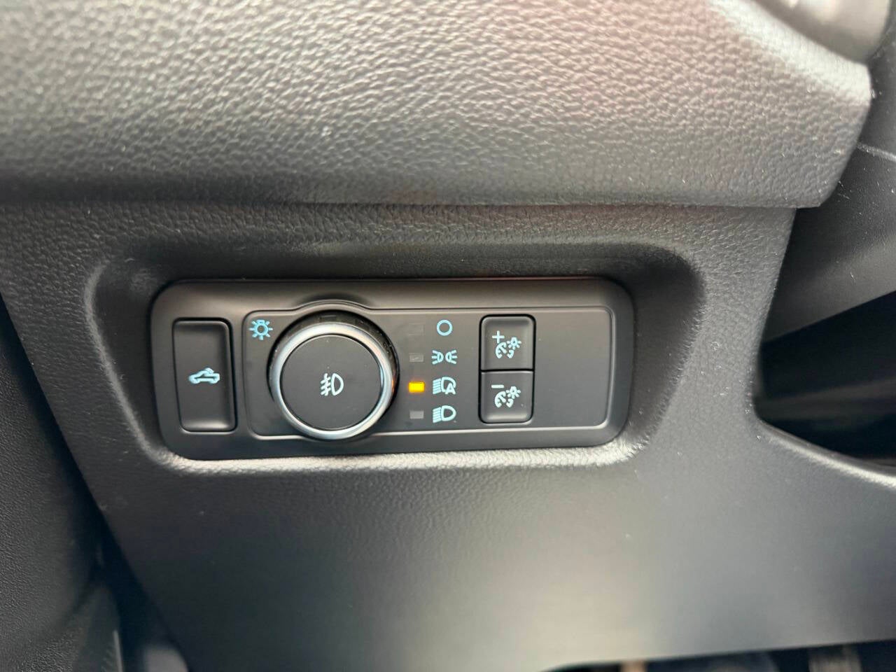 2025 Ford Ranger XLT 4x4 4dr SuperCrew 5.0 ft. SB