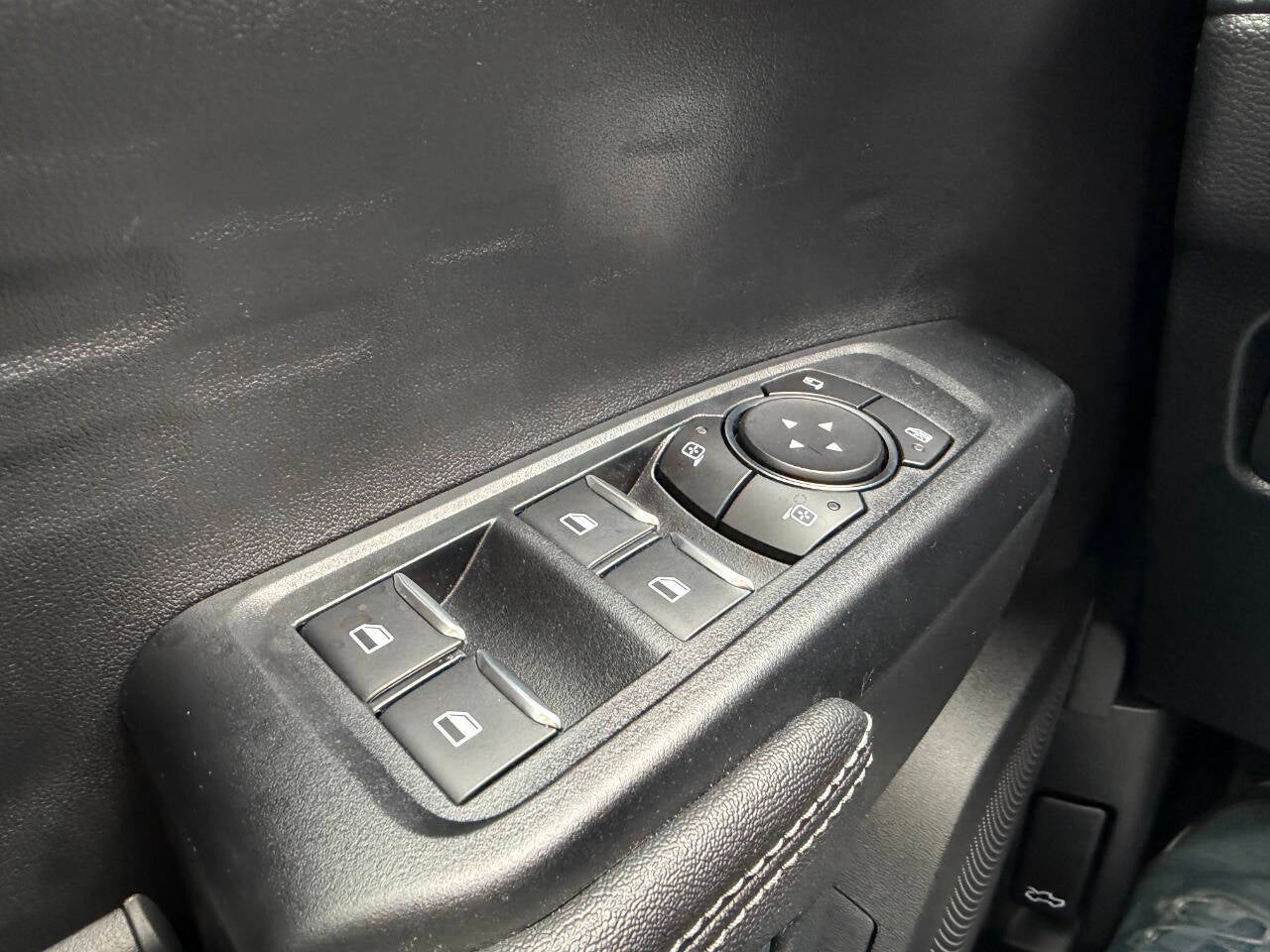 2025 Ford Ranger XLT 4x4 4dr SuperCrew 5.0 ft. SB