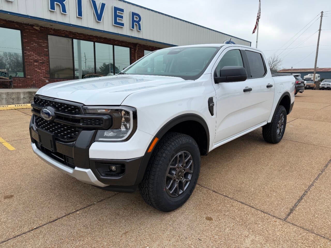 2025 Ford Ranger XLT 4x4 4dr SuperCrew 5.0 ft. SB