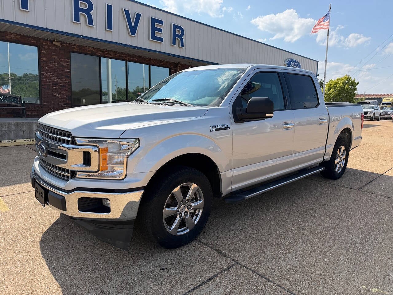 2018 Ford F-150 XLT 4x2 4dr SuperCrew 5.5 ft. SB