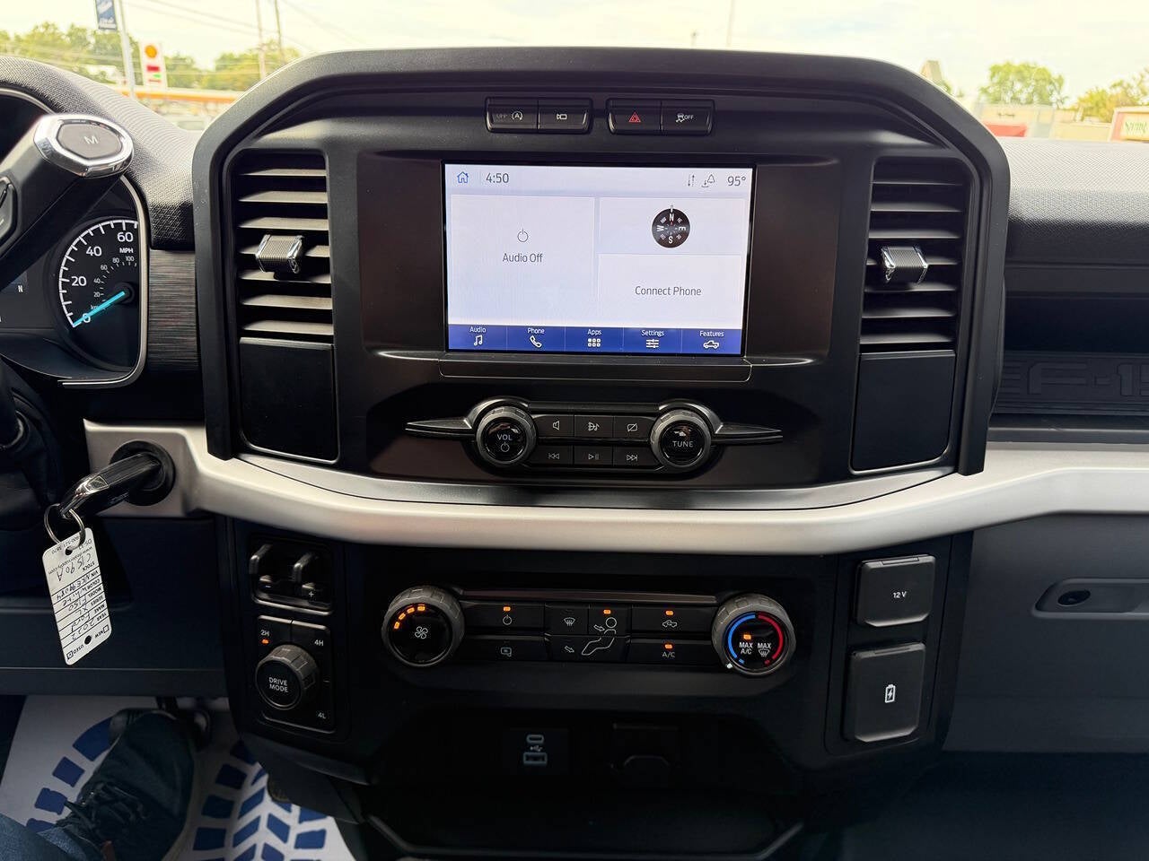 2022 Ford F-150 XL 4x4 4dr SuperCrew 5.5 ft. SB