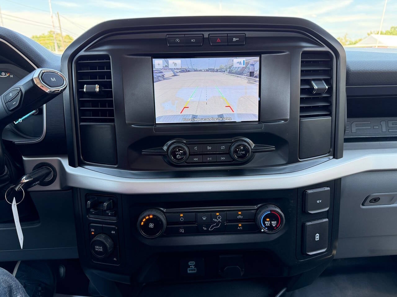 2022 Ford F-150 XL 4x4 4dr SuperCrew 5.5 ft. SB
