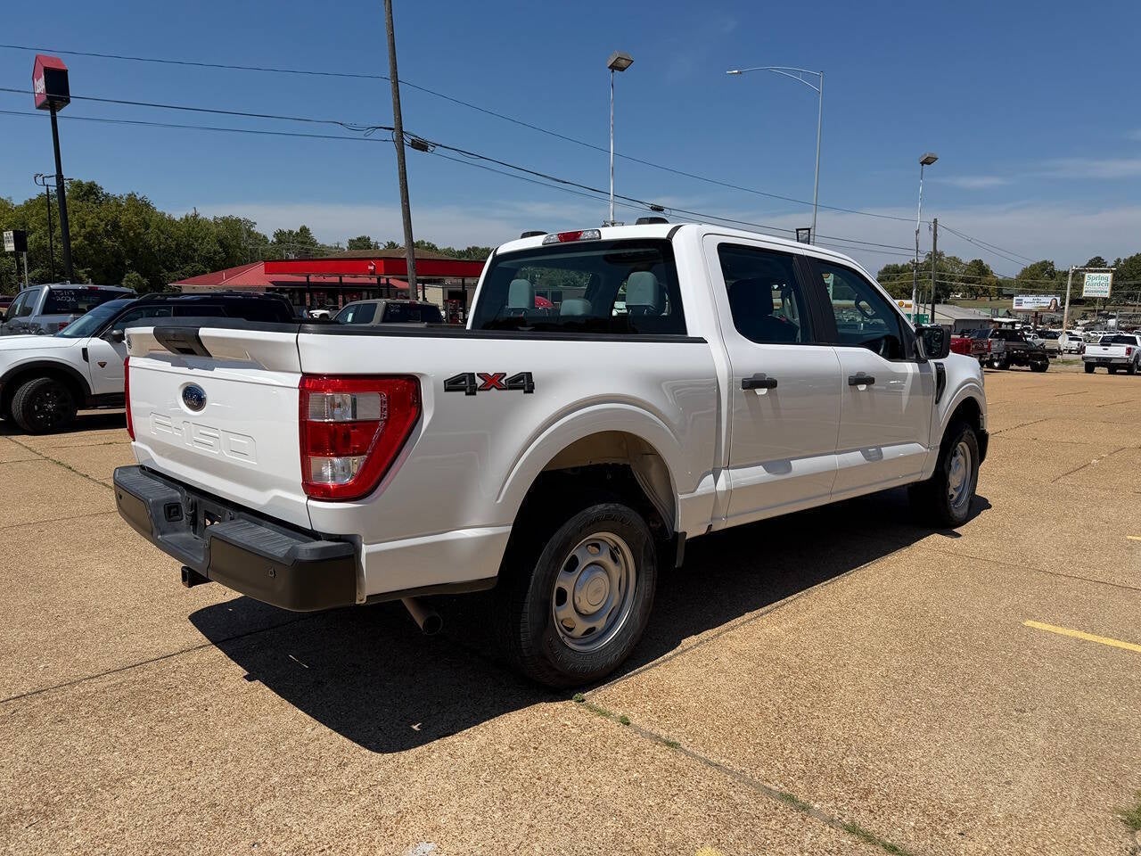 2022 Ford F-150 XL 4x4 4dr SuperCrew 5.5 ft. SB