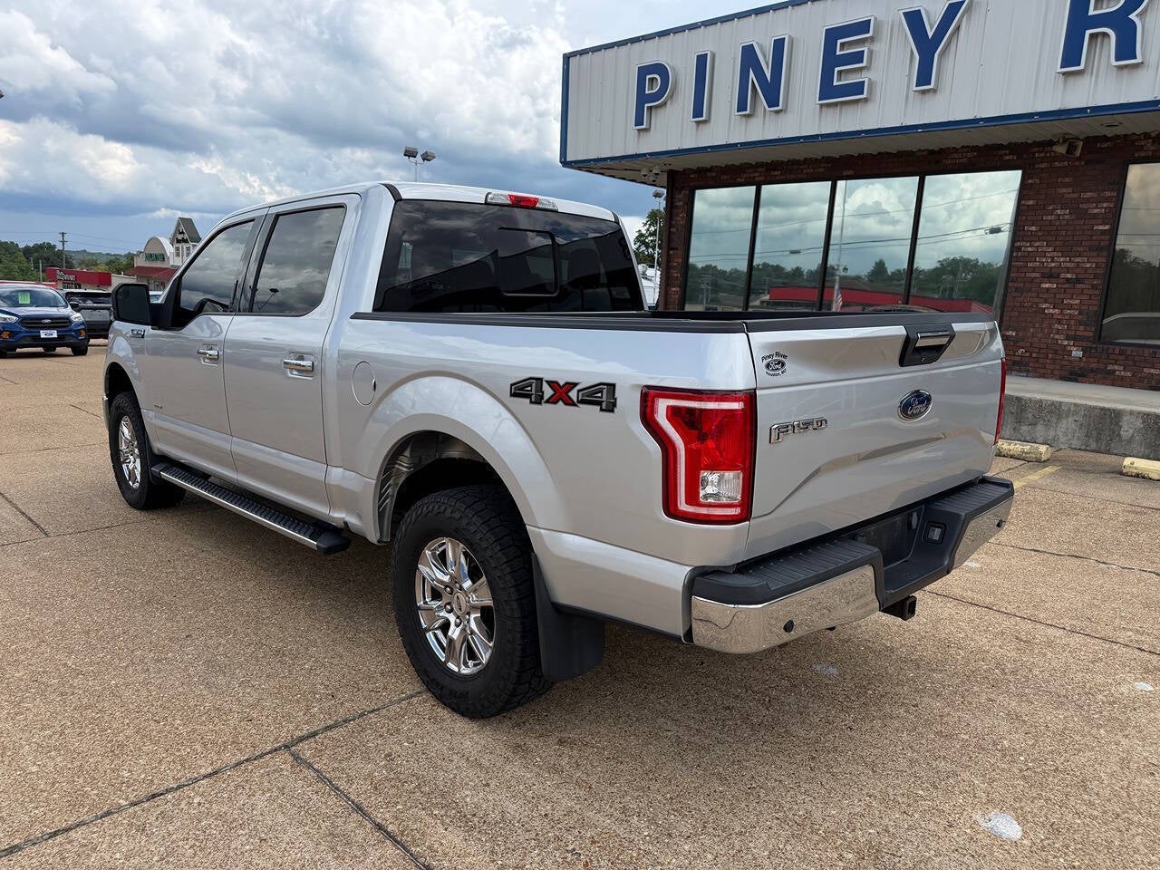 2017 Ford F-150 XLT 4x4 4dr SuperCrew 5.5 ft. SB