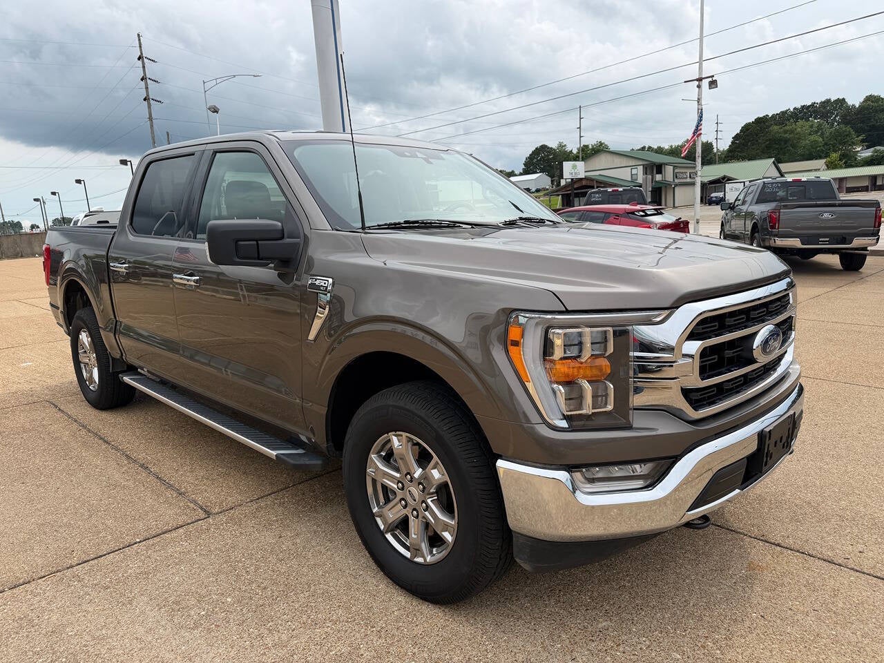 2022 Ford F-150 XLT 4x4 4dr SuperCrew 5.5 ft. SB