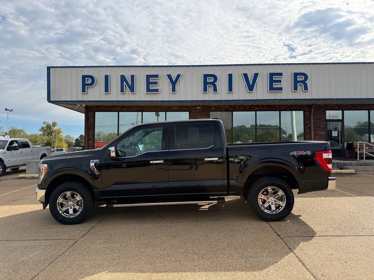 2021 Ford F-150 Lariat 4x4 4dr SuperCrew 5.5 ft. SB