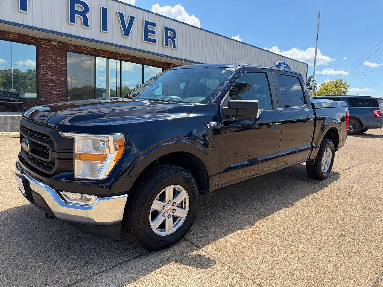 2022 Ford F-150 XL 4x4 4dr SuperCrew 5.5 ft. SB