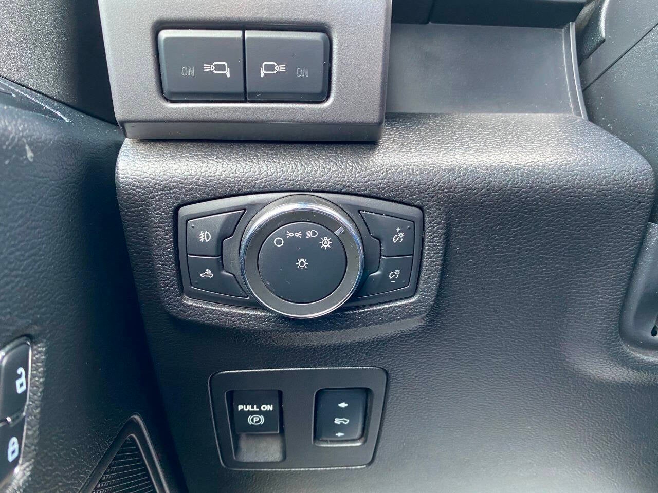 2017 Ford F-150 XLT 4x4 4dr SuperCrew 5.5 ft. SB