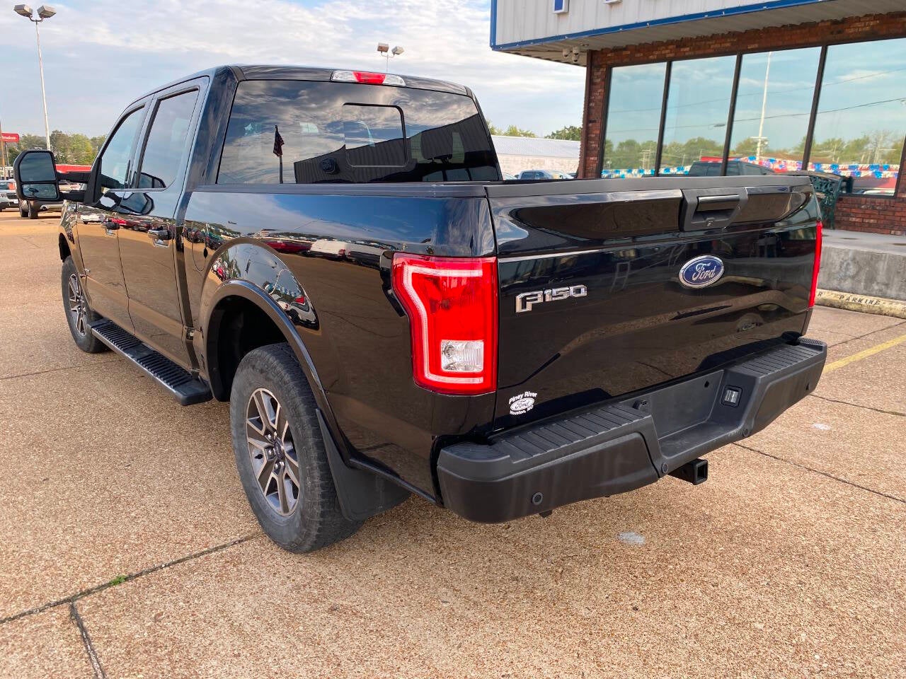 2017 Ford F-150 XLT 4x4 4dr SuperCrew 5.5 ft. SB