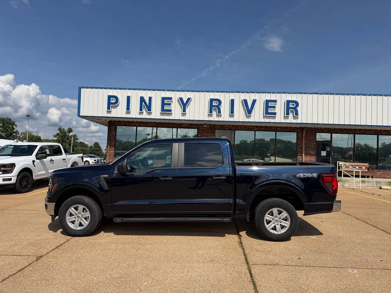 2024 Ford F-150 XL 4x4 4dr SuperCrew 5.5 ft. SB