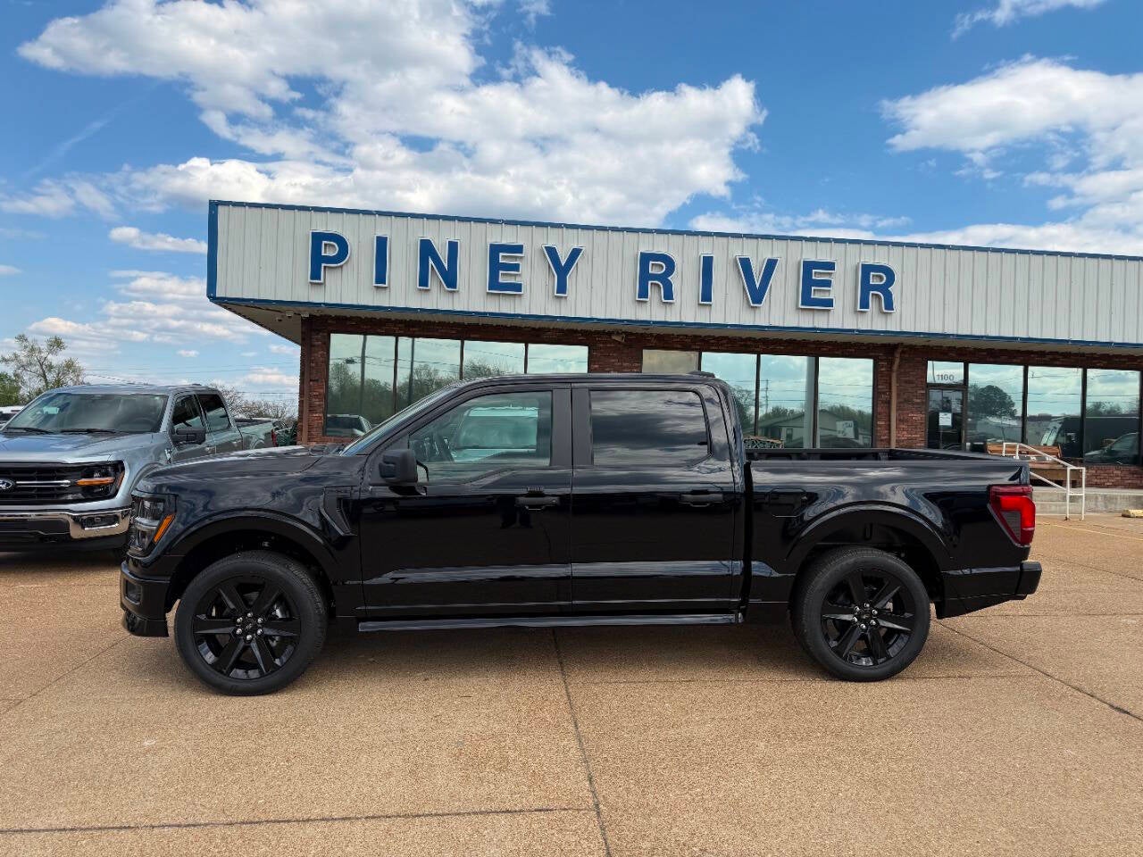 2026 Ford F-150 STX 4x4 4dr SuperCrew 5.5 ft. SB