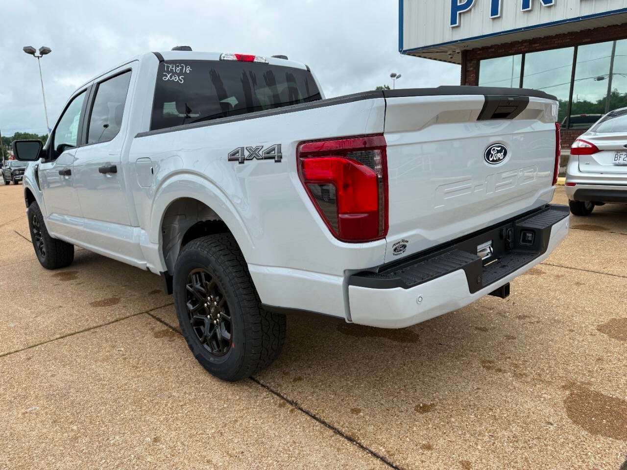2025 Ford F-150 STX 4x4 4dr SuperCrew 5.5 ft. SB