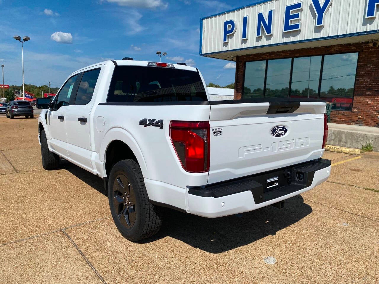2025 Ford F-150 STX 4x4 4dr SuperCrew 5.5 ft. SB