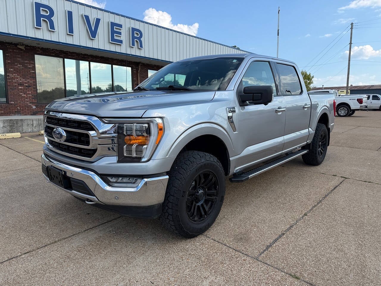 2021 Ford F-150 XLT 4x4 4dr SuperCrew 5.5 ft. SB