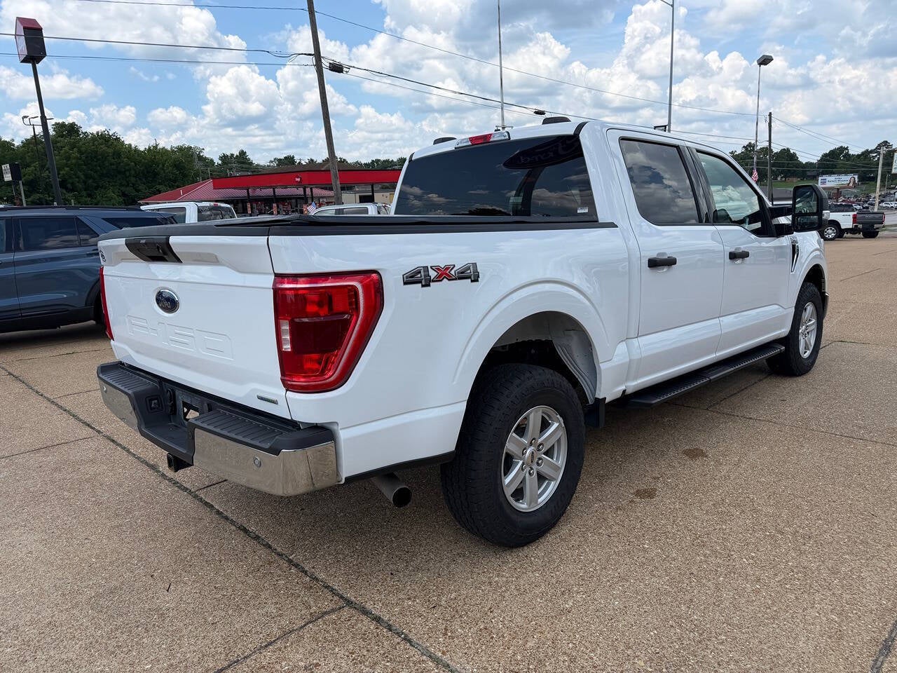 2022 Ford F-150 XLT 4x4 4dr SuperCrew 5.5 ft. SB