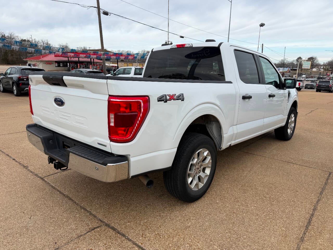 2023 Ford F-150 XLT 4x4 4dr SuperCrew 5.5 ft. SB