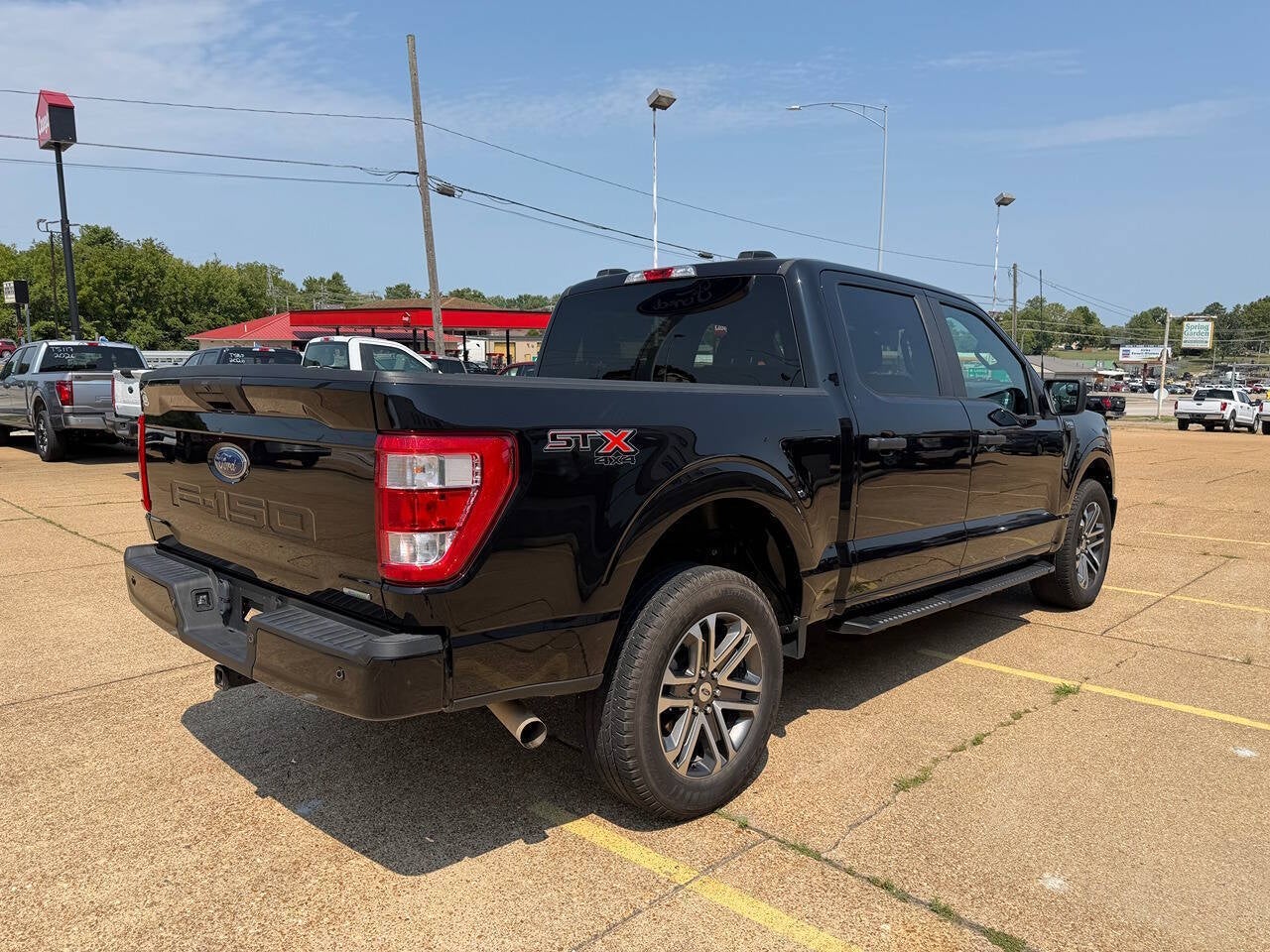2022 Ford F-150 XL 4x4 4dr SuperCrew 5.5 ft. SB
