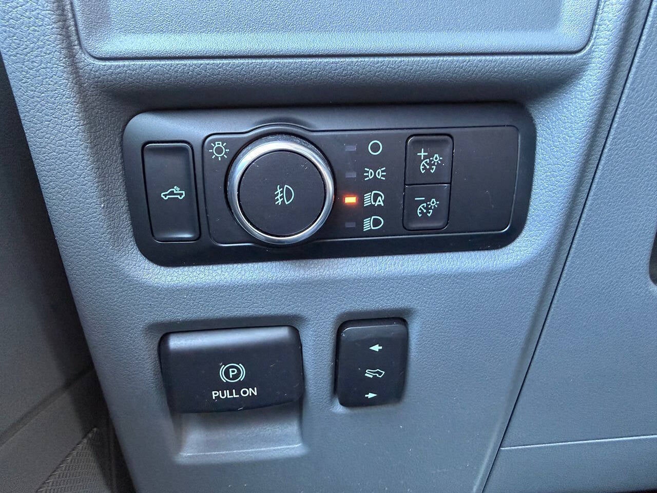 2022 Ford F-150 XLT 4x4 4dr SuperCrew 5.5 ft. SB