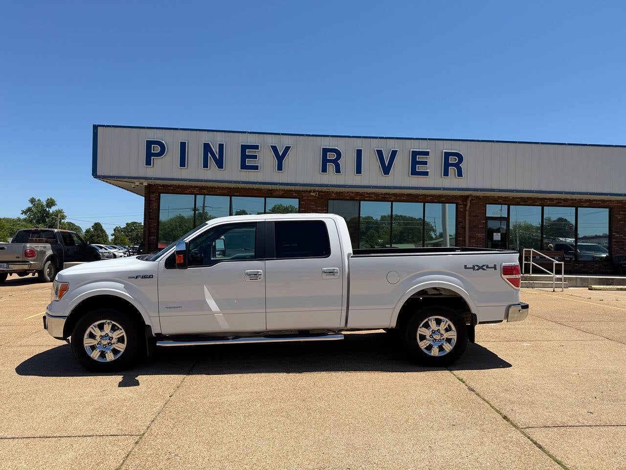 2014 Ford F-150 Lariat 4x4 4dr SuperCrew Styleside 6.5 ft. SB